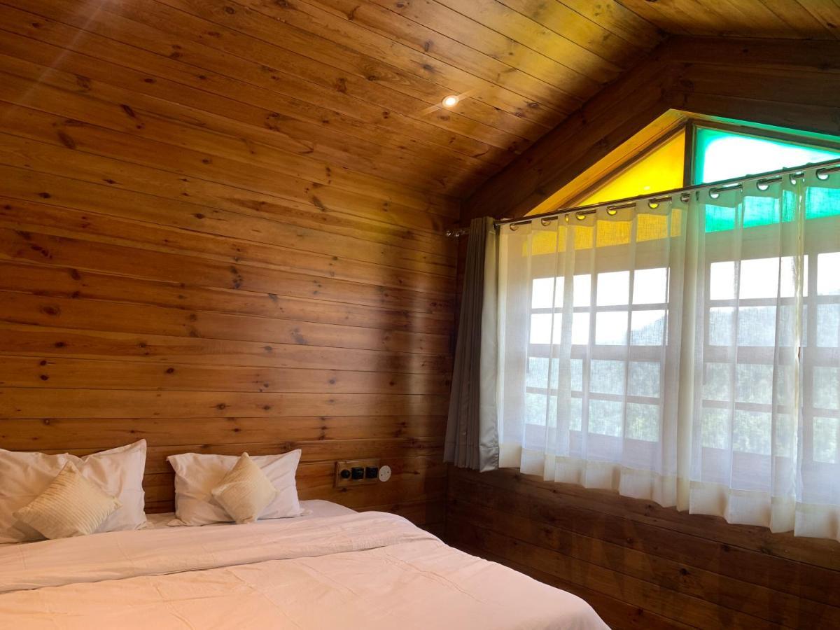 Sugar Cube Retreat Hostel ชิมลา ภายนอก รูปภาพ