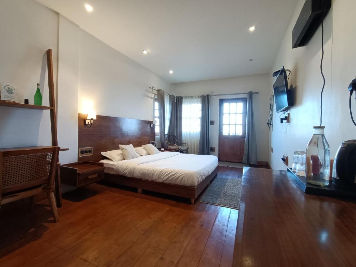 Sugar Cube Retreat Hostel ชิมลา ภายนอก รูปภาพ