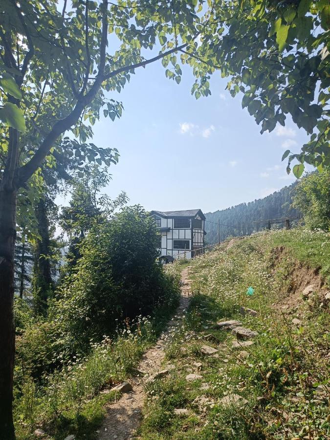 Sugar Cube Retreat Hostel ชิมลา ภายนอก รูปภาพ